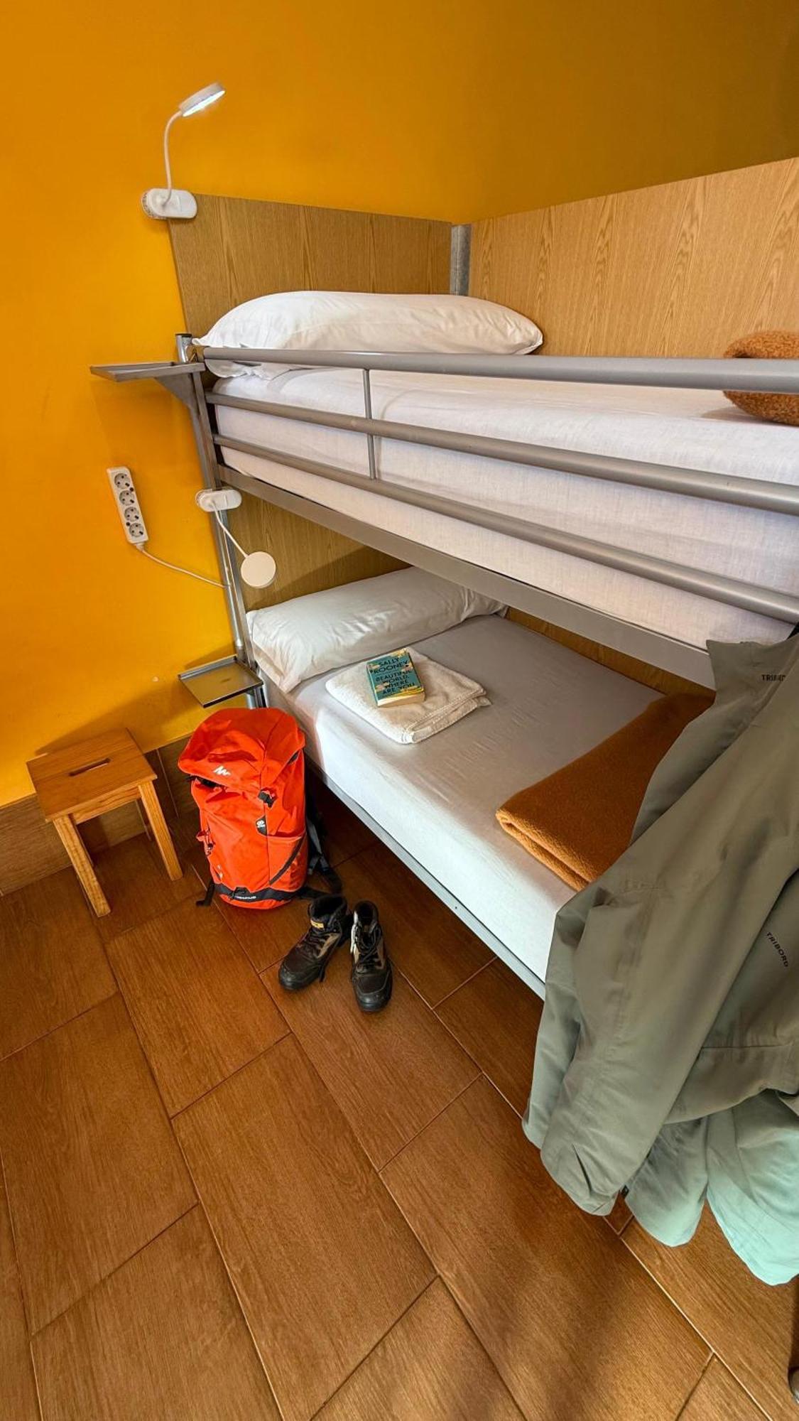 Albergue Lecer Sobrado Porta Exteriör bild